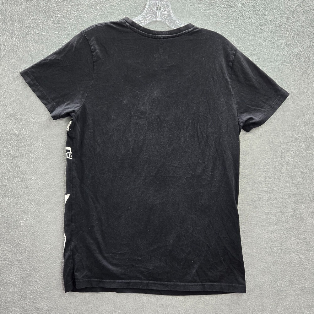 VINTAGE Southpole Men‎ Shirt Medium Black Logo Artwork Skater Streetwear Y2K Tee - Picture 7 of 10